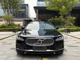 صورة 2 - Volvo S90