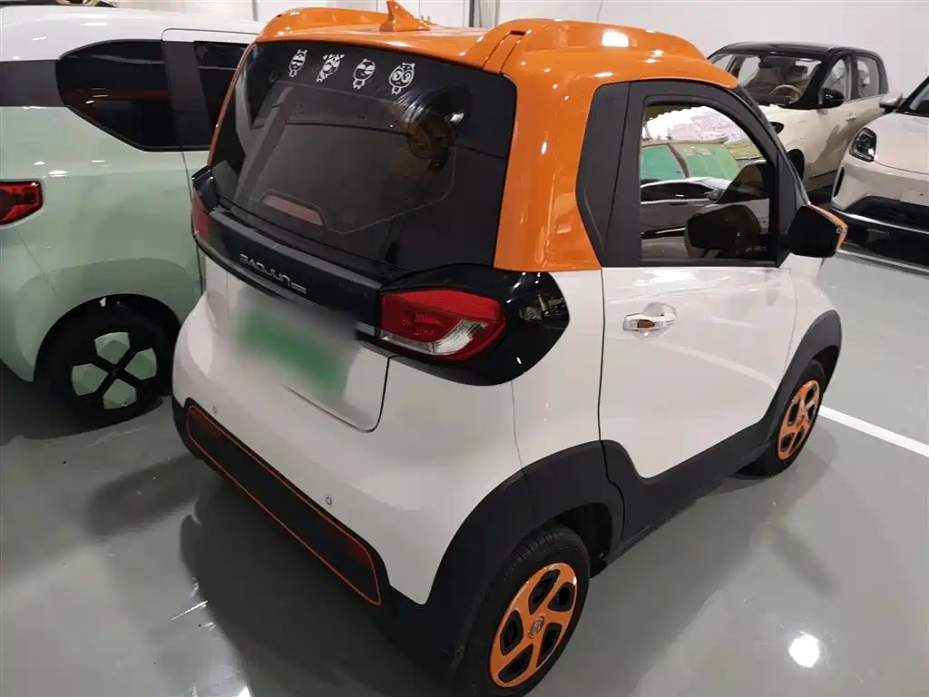 BAOJUN E100