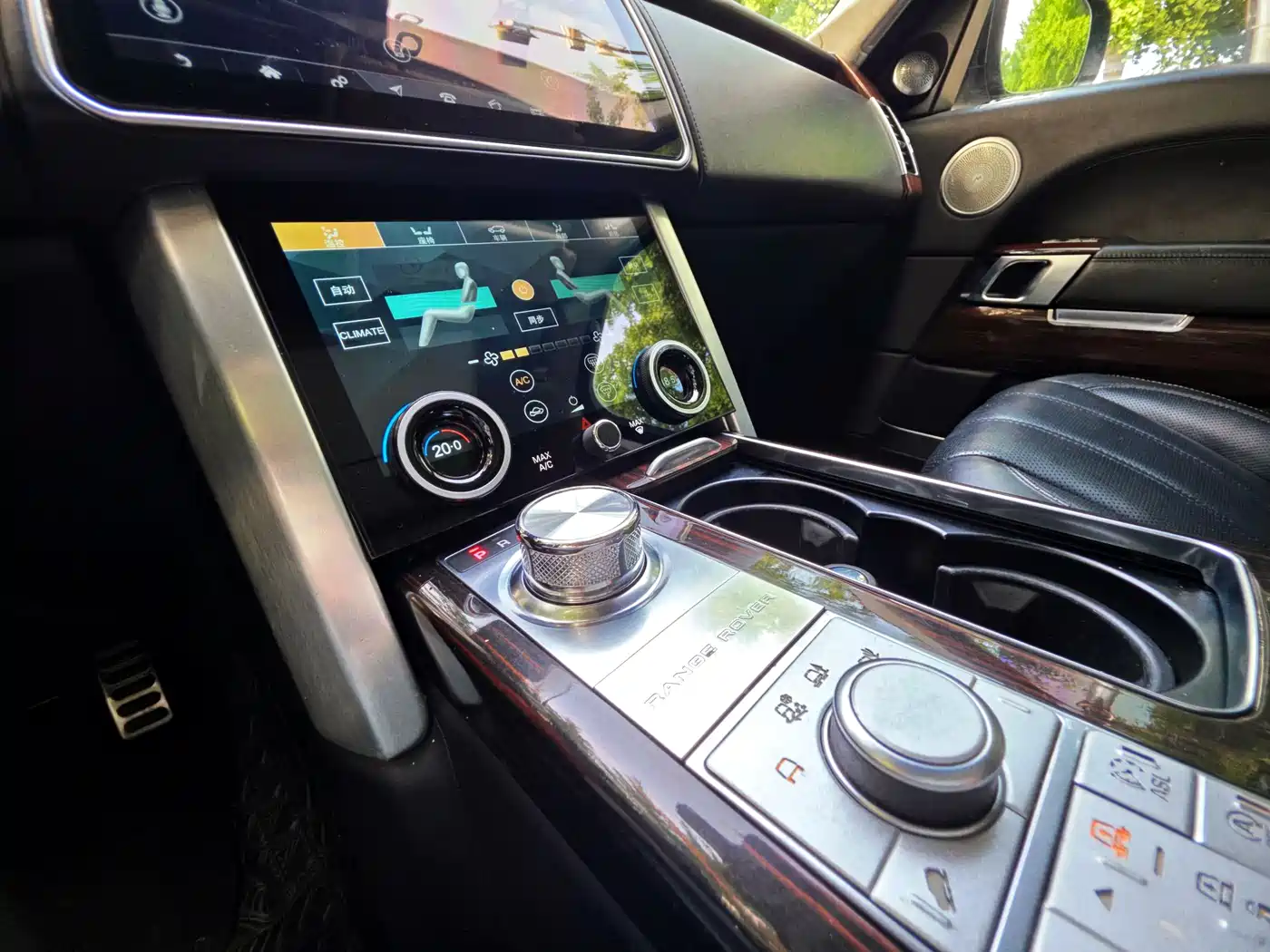 Land Rover Range Rover 2015 5.0 SC V8 AB Prestigious Genesis Extended Edition фото 14