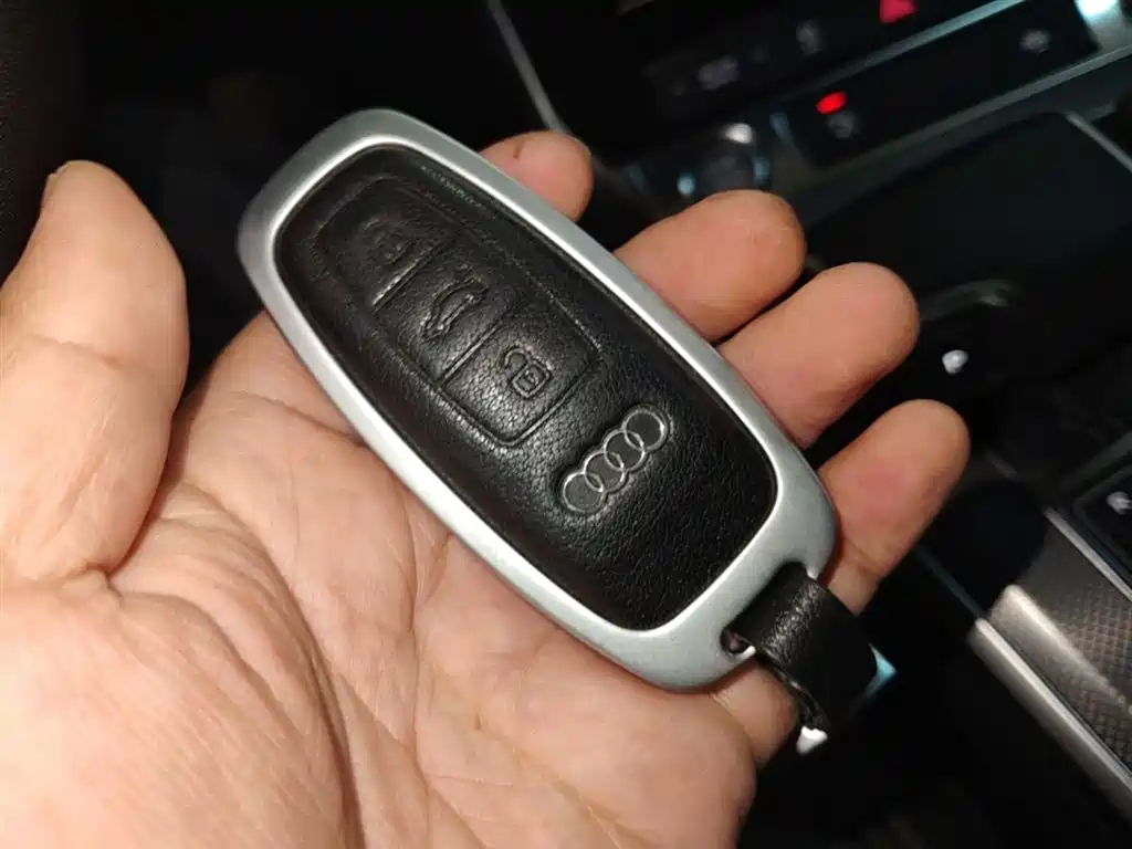 Audi A6L 2019 40 TFSI Luxury Dynamic фото 9