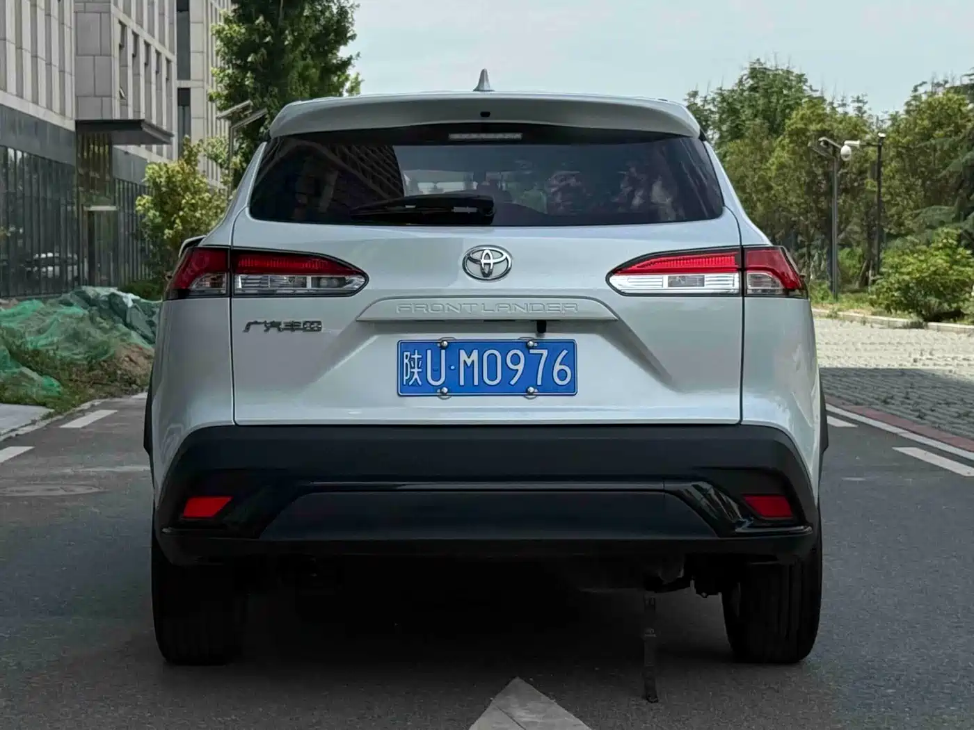 Toyota Frontlander 2024 2.0L CVT Elite Edition фото 20