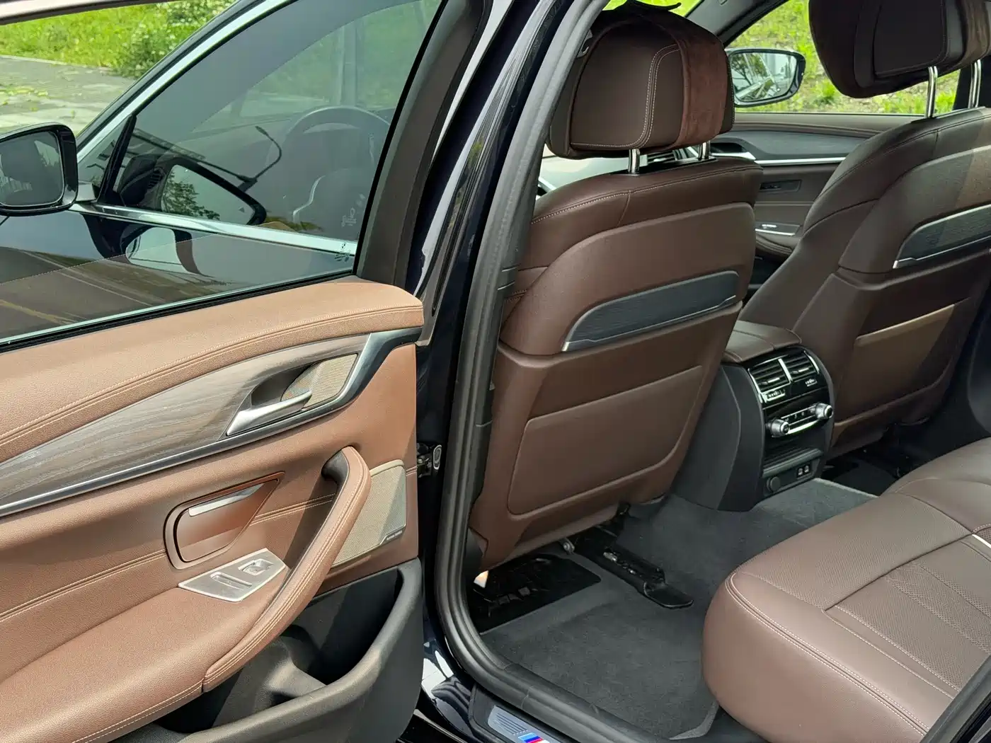 BMW 5 Series 2021 530Li Premium M Sport Package фото 9