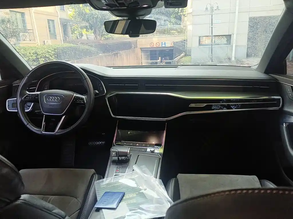Photo 12 - Audi A6L