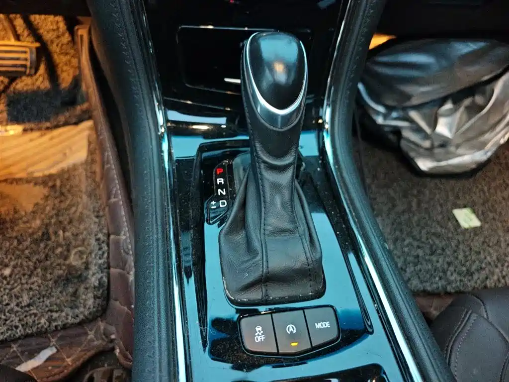 Cadillac ATS-L 2016 28T Technology фото 11