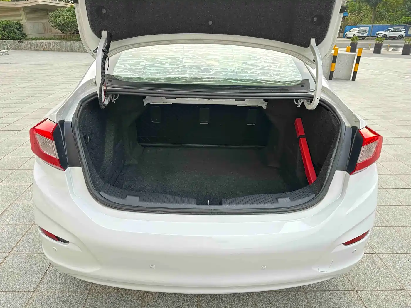 Chevrolet Cruze 2017 2017 1.5L Automatic Pioneer Sunroof