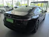 Photo 7 - Volkswagen Passat