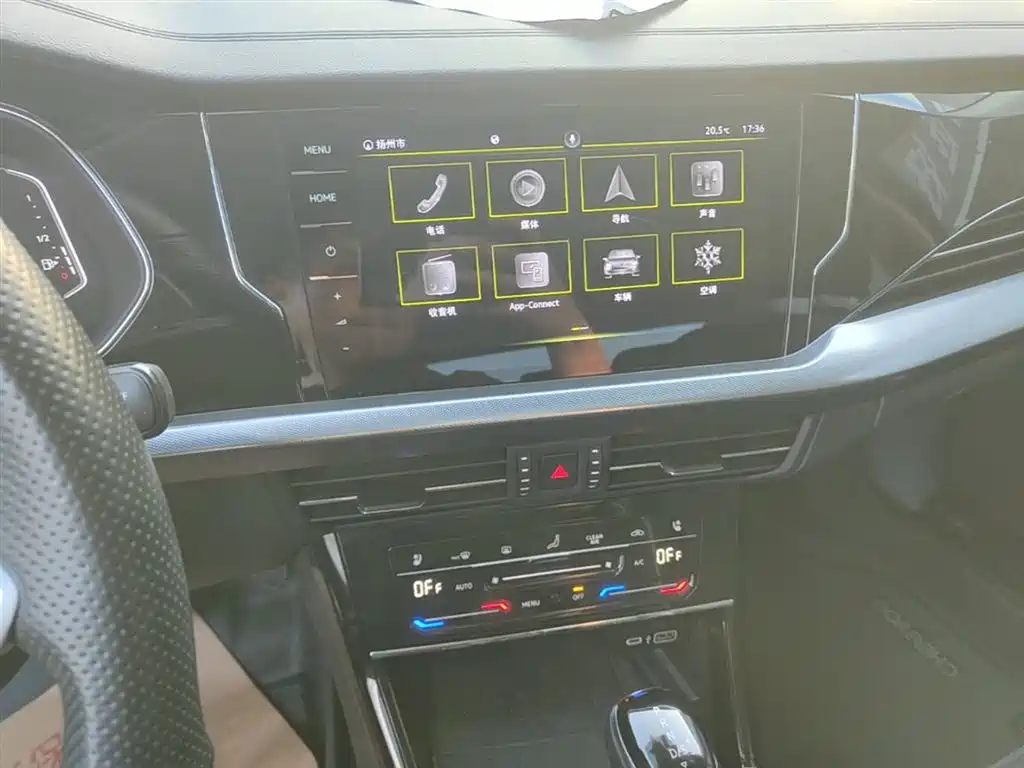 Volkswagen Passat 2022 330TSI Luxury Edition фото 13