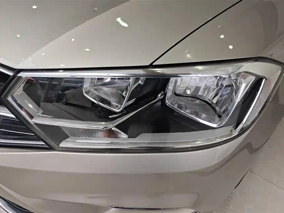 Volkswagen Bora 2016 Model 1.6L Automatic Fashion фото 5
