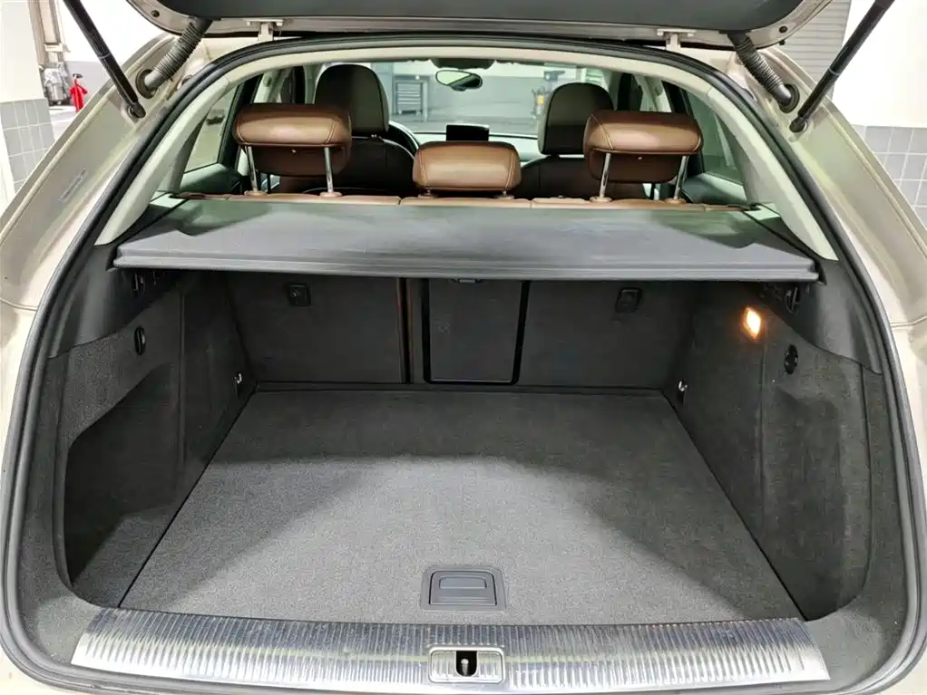 Audi Q3 2015 35 TFSI quattro Technology фото 17