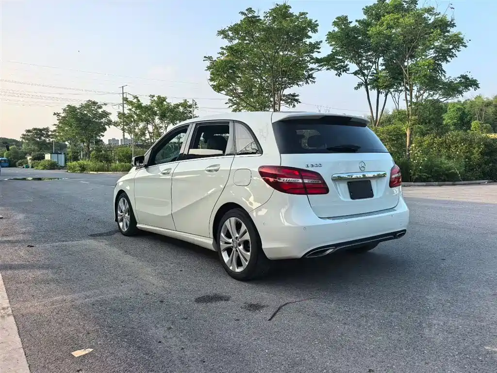 Mercedes-Benz B-Class 2015 B 200 Style фото 7