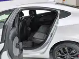Фото 11 - Chevrolet Cruze