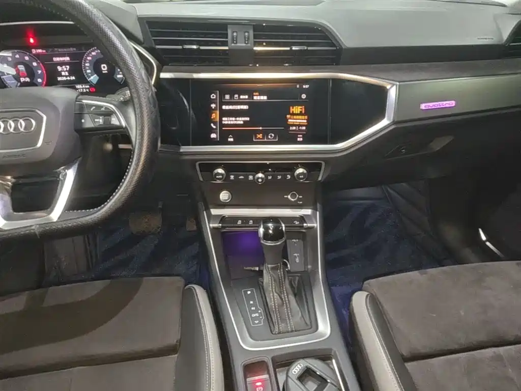 Audi Q3 2019 40 TFSI quattro Fashion Sport фото 13