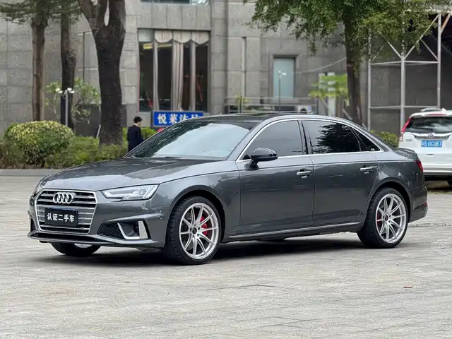 Audi Audi A4L 2019 45 TFSI quattro Sport (China VI)