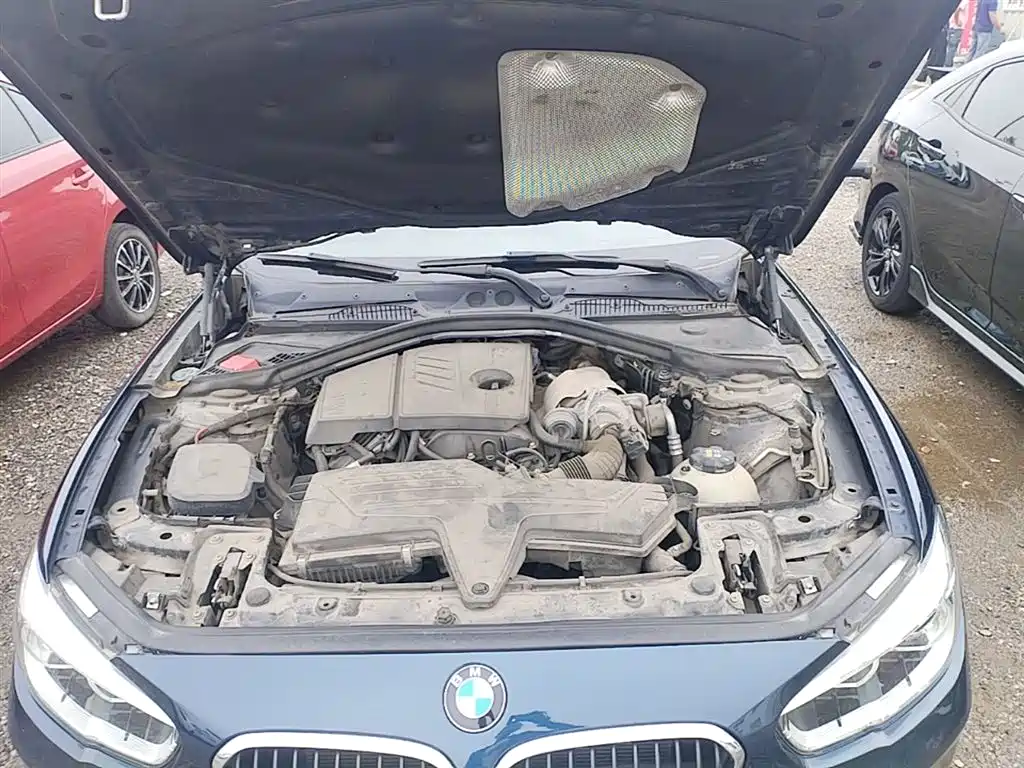BMW 1 Series (Import) 2015 120i Leading фото 20
