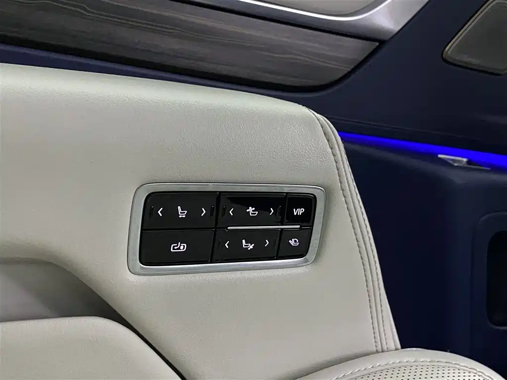 Buick Century 2023 2.0T 6-Seat World Edition фото 24
