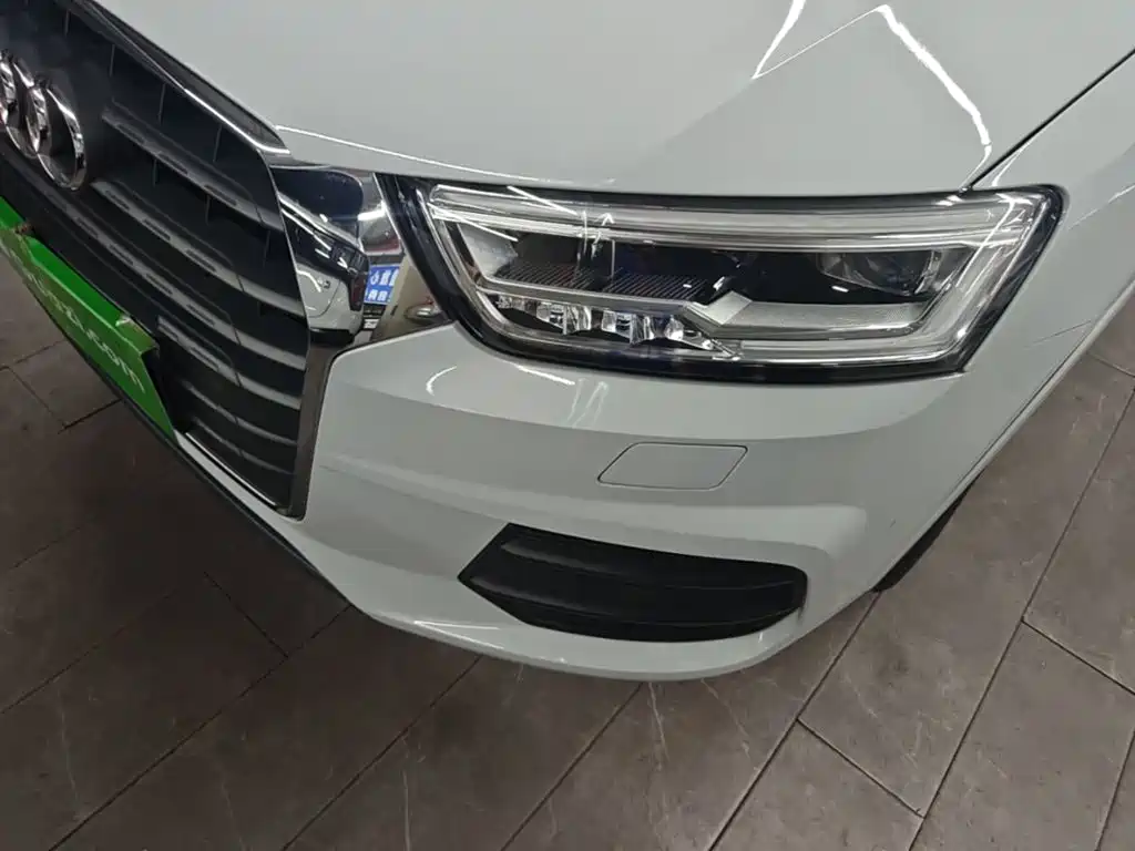 Фото 24 - Audi Q3