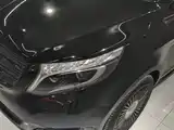 Фото 24 - Mercedes-Benz V-Class
