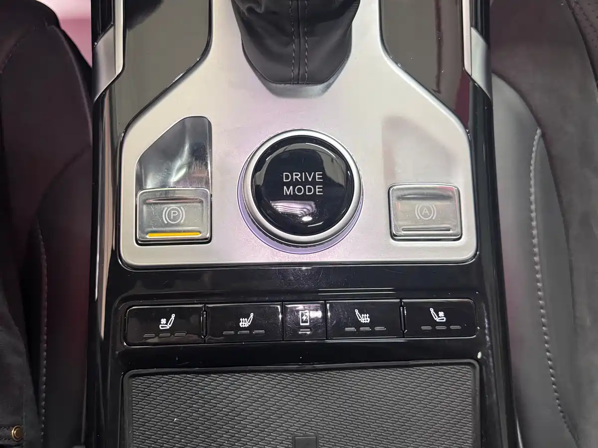 Hongqi HS5 2019 2.0T Smart Connect Enjoy 4WD Edition фото 13