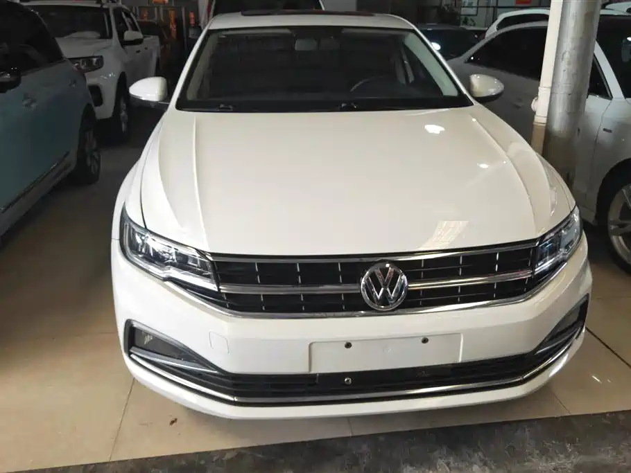 Volkswagen Bora 2019 1.5L Automatic Comfort Type фото 2