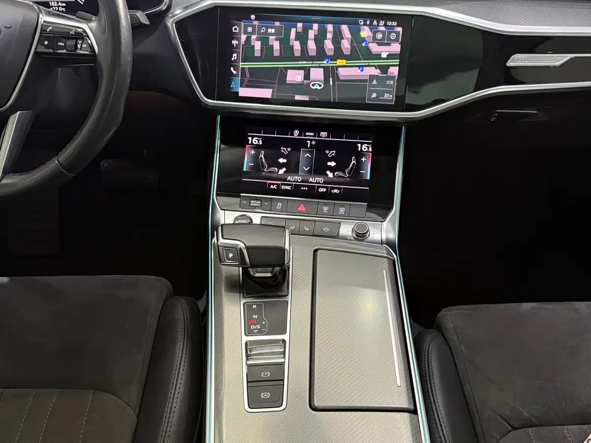 Audi A6L 2021 40 TFSI Luxury Elegance фото 15