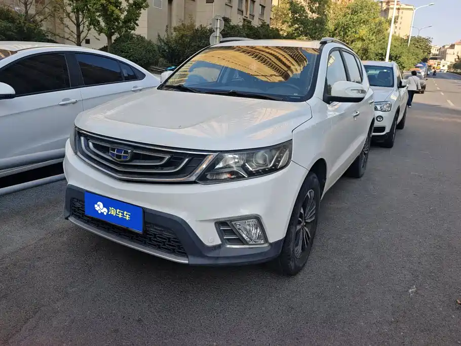 Фото 1 - Geely Emgrand X6