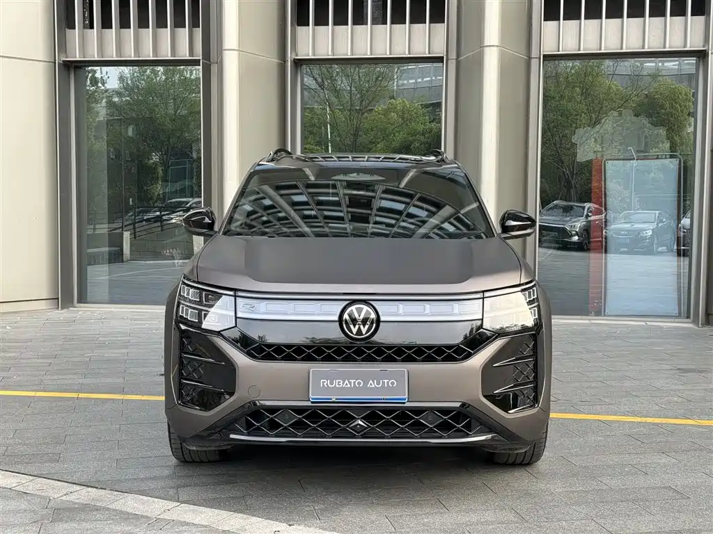 Volkswagen Teramont 2025 Teramont Pro 450TSI 4WD Summit Edition фото 5