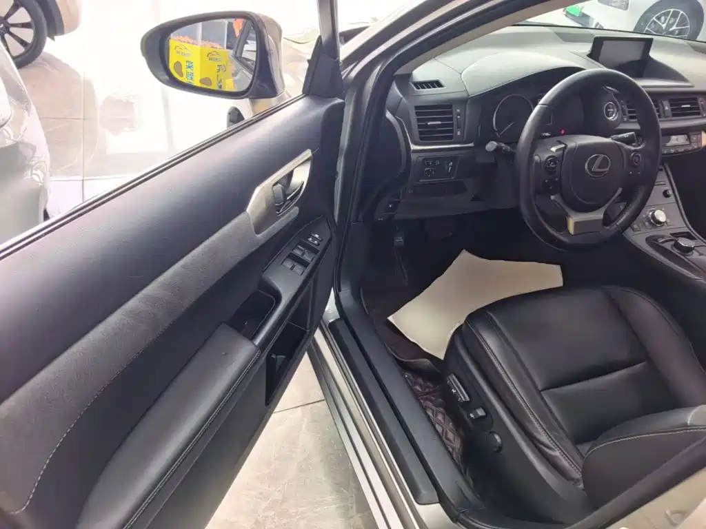 Lexus CT 2020 2020 CT200h Comfort Single Color