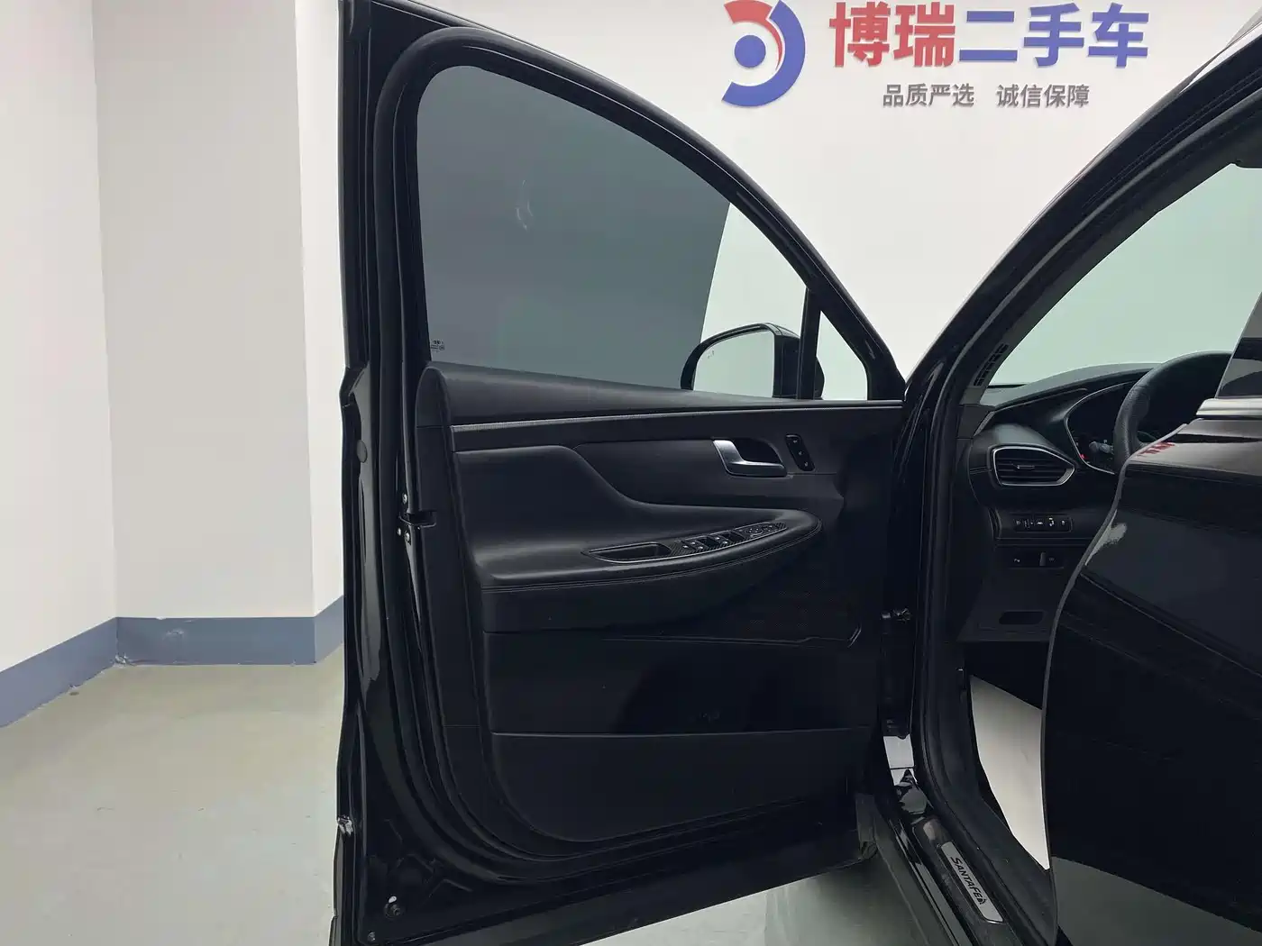 Hyundai Santa Fe 2023 Traveller 380T GDi Auto 2WD GLX Elite Edition фото 14