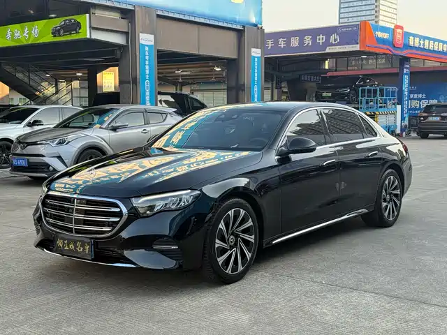 Mercedes-Benz E-Class 2024