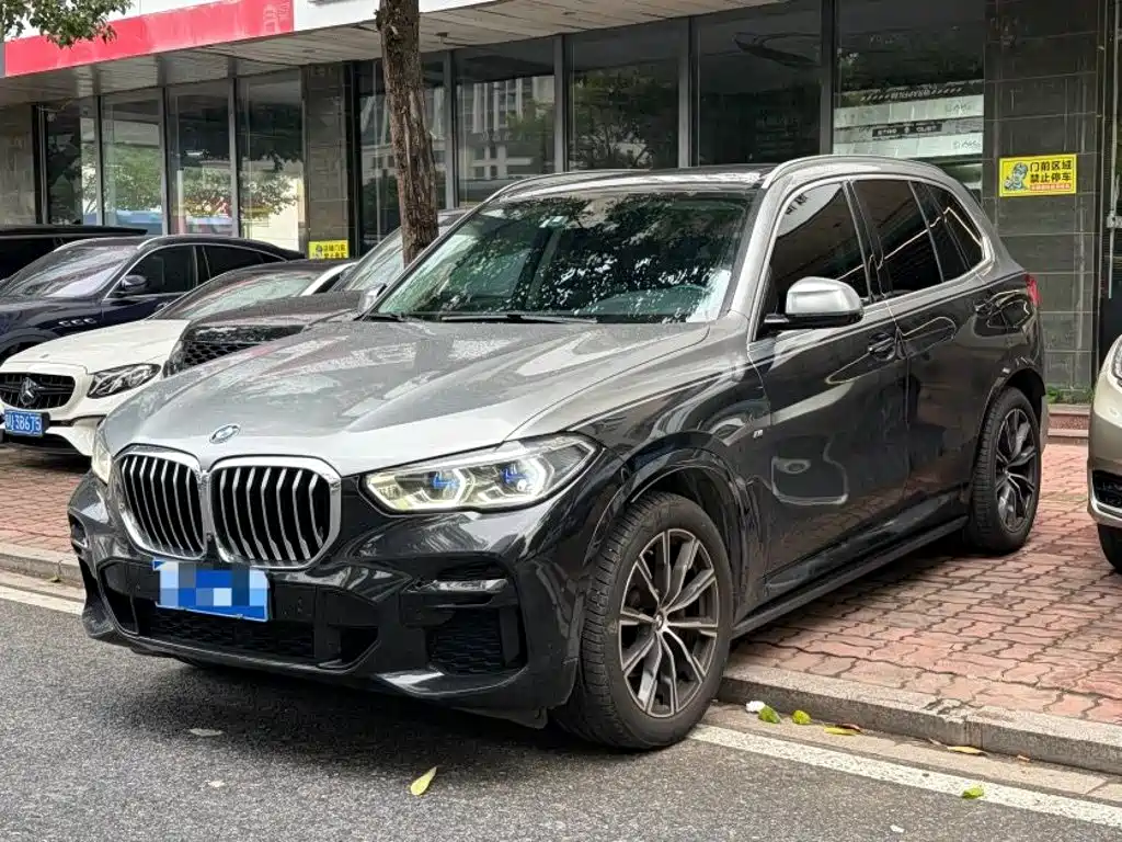BMW X5 (Import) 2022 2022 xDrive40i M Sport Package