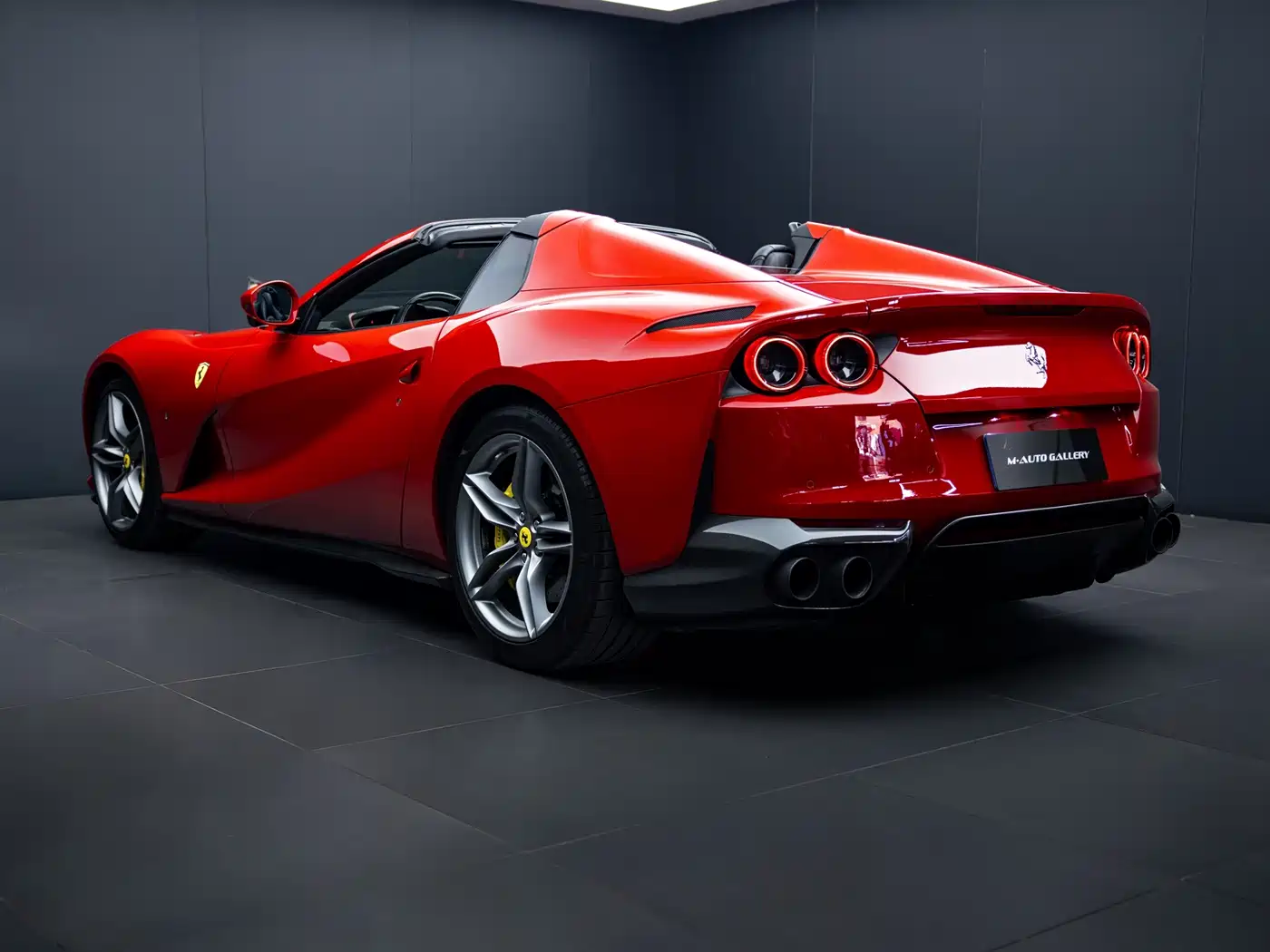 Ferrari 812 2021 2020 6.5L GTS