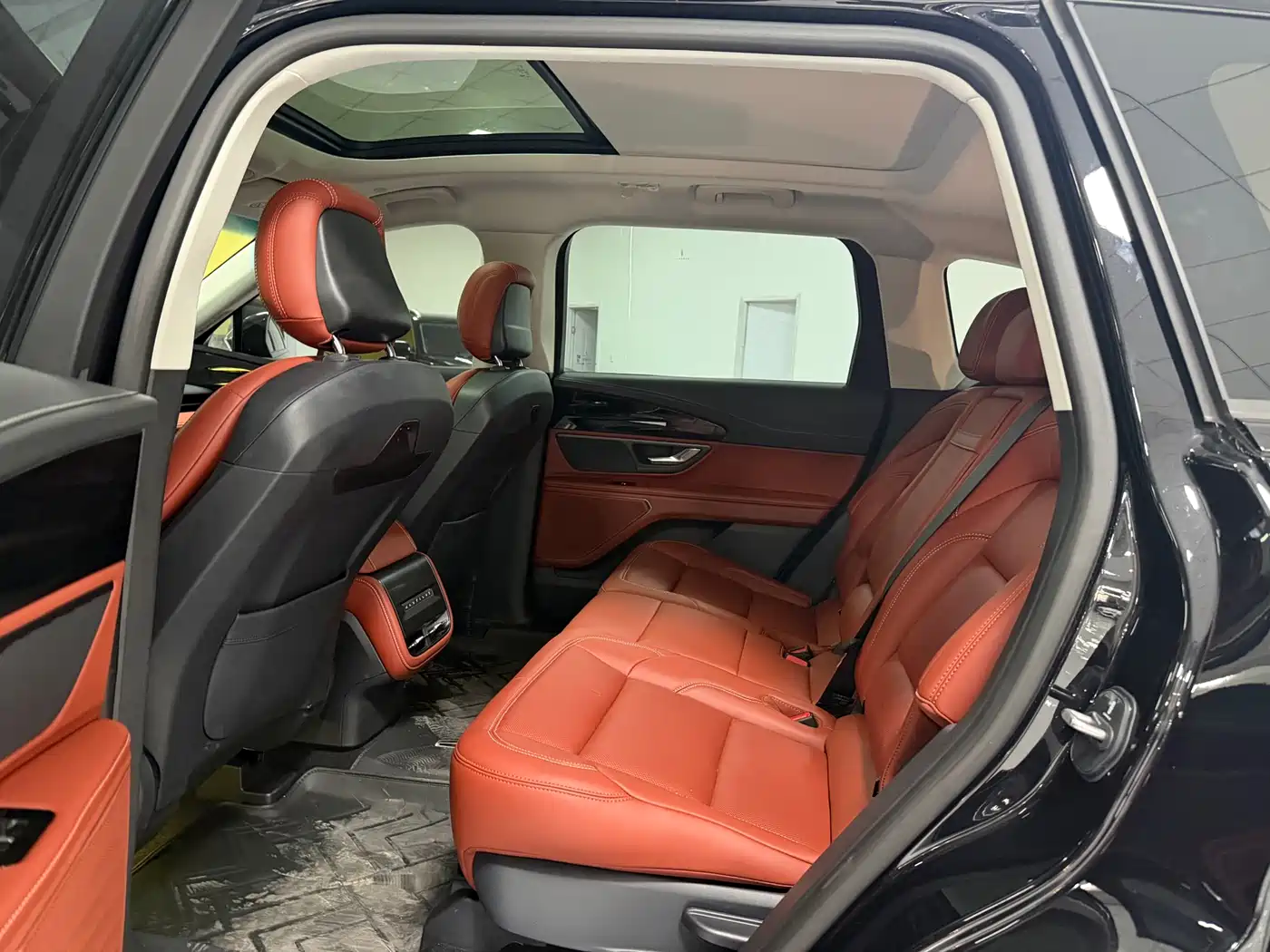 Lincoln Nautilus 2025 facelift 2.0T AWD Elite Hybrid Version фото 6