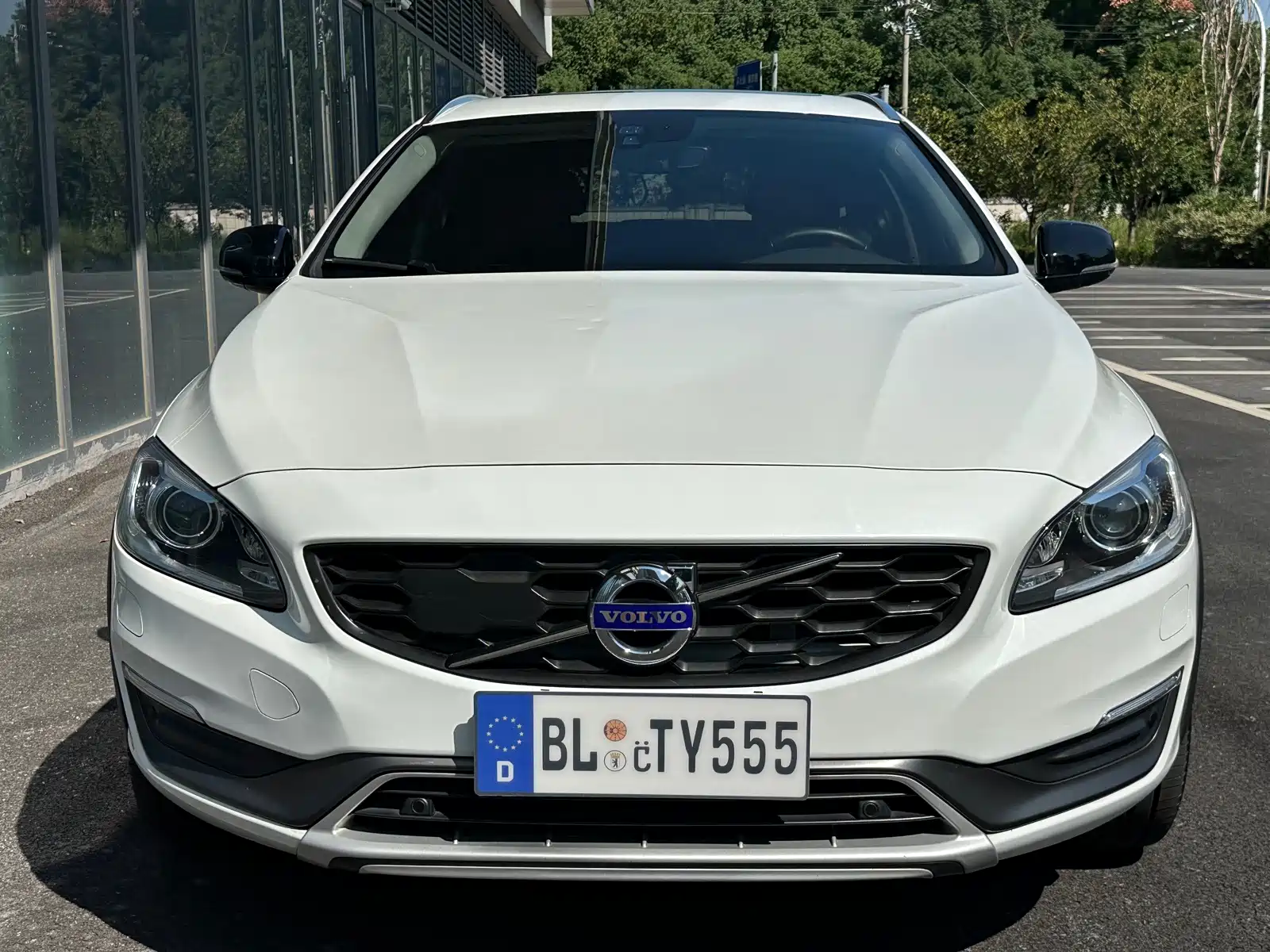 Фото 4 - Volvo V60
