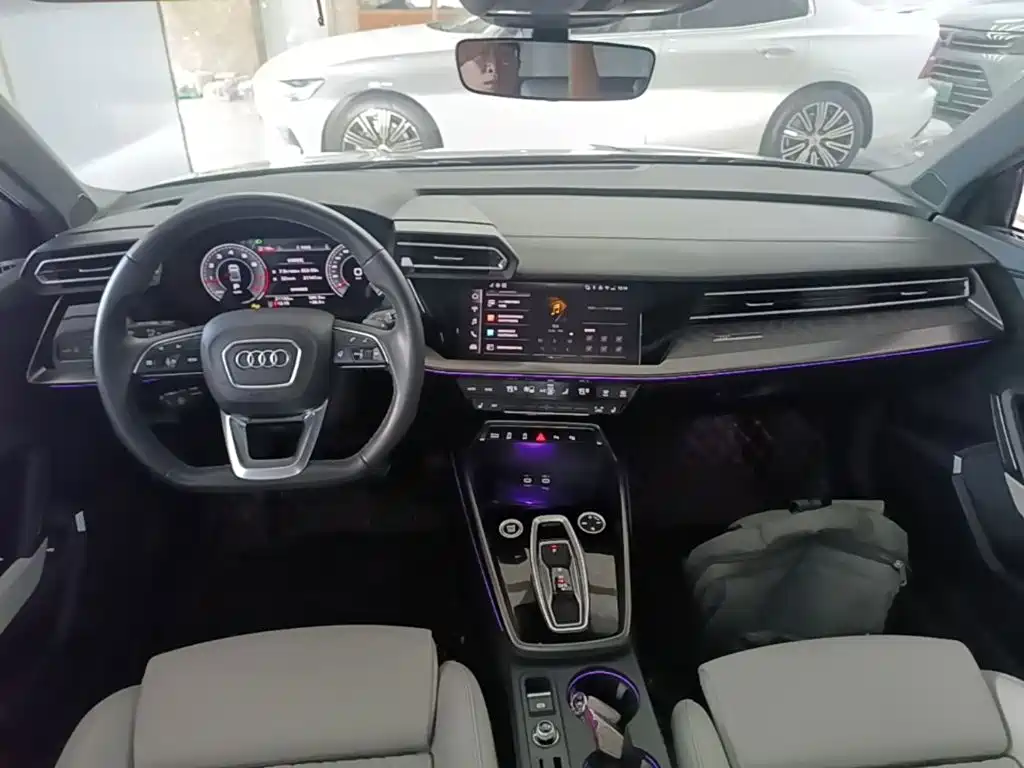 Фото 10 - Audi A3