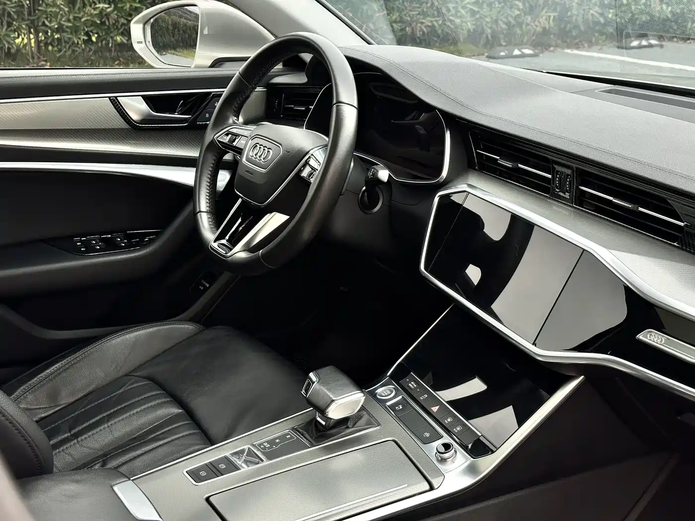 Audi A6L 2019 40 TFSI Luxury Elegance фото 15