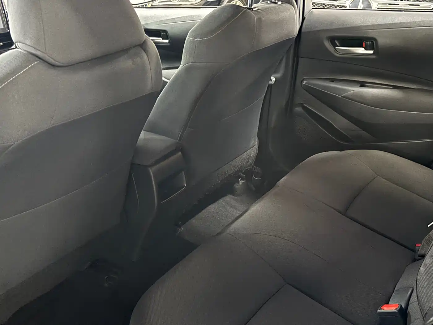 Toyota Corolla 2018 1.2T S-CVT GL Smart Edition фото 4