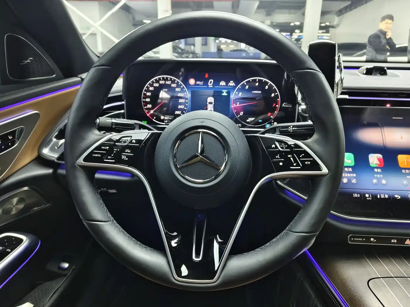 Mercedes-Benz E-Class 2024 Model E 300 L Luxury фото 11
