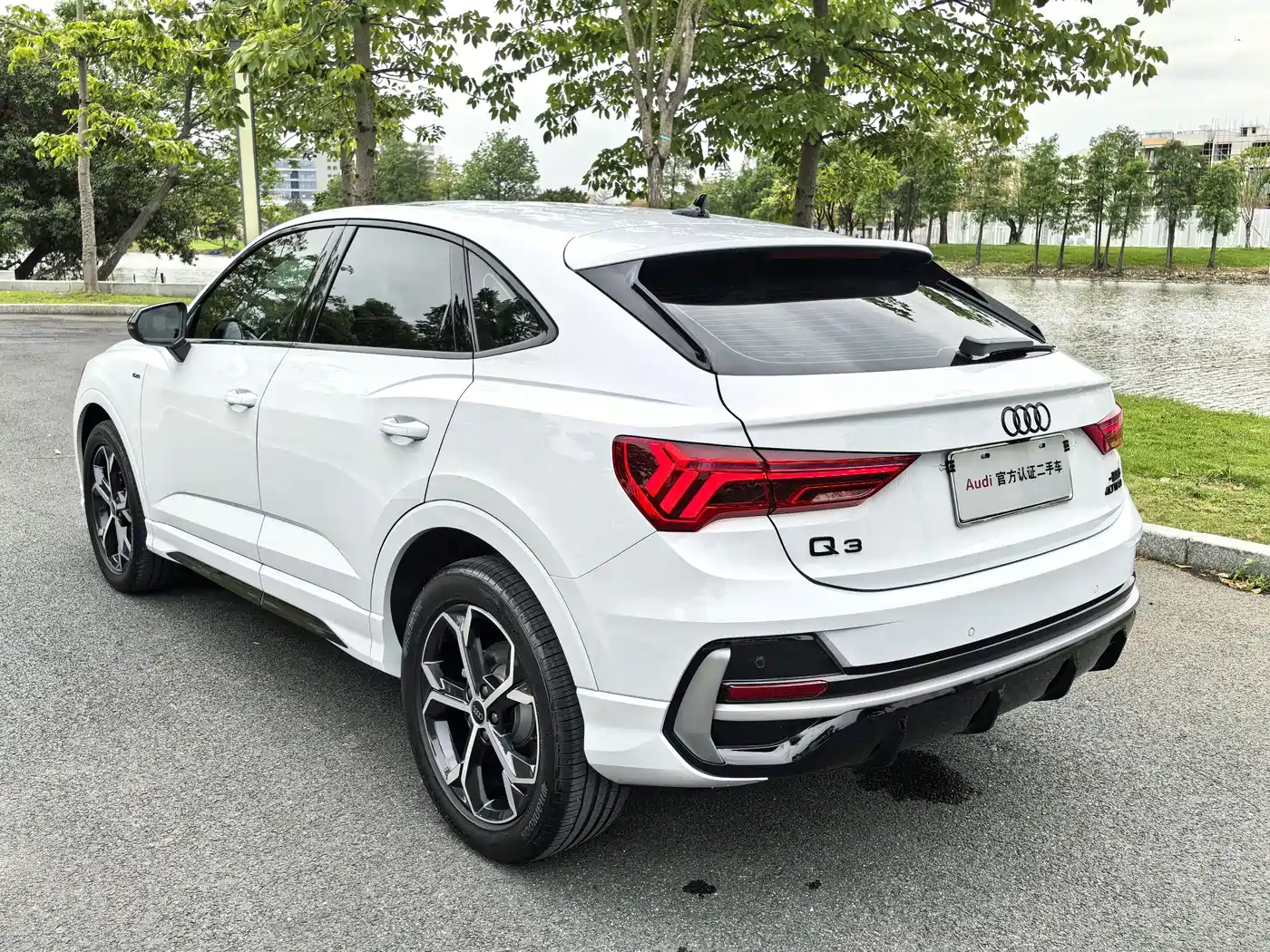 AUDI Q3 SPORTBACK