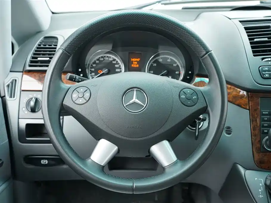 Mercedes-Benz Viano (Import) 2006 Viano 3.2L фото 18