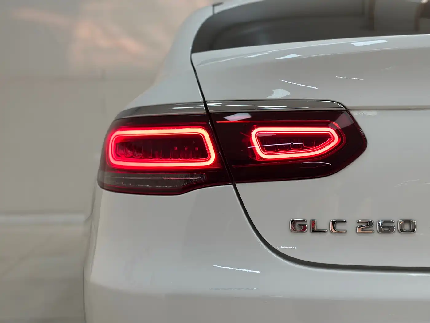 Mercedes-Benz GLC Coupe 2020 GLC 260 4MATIC Coupe SUV фото 8