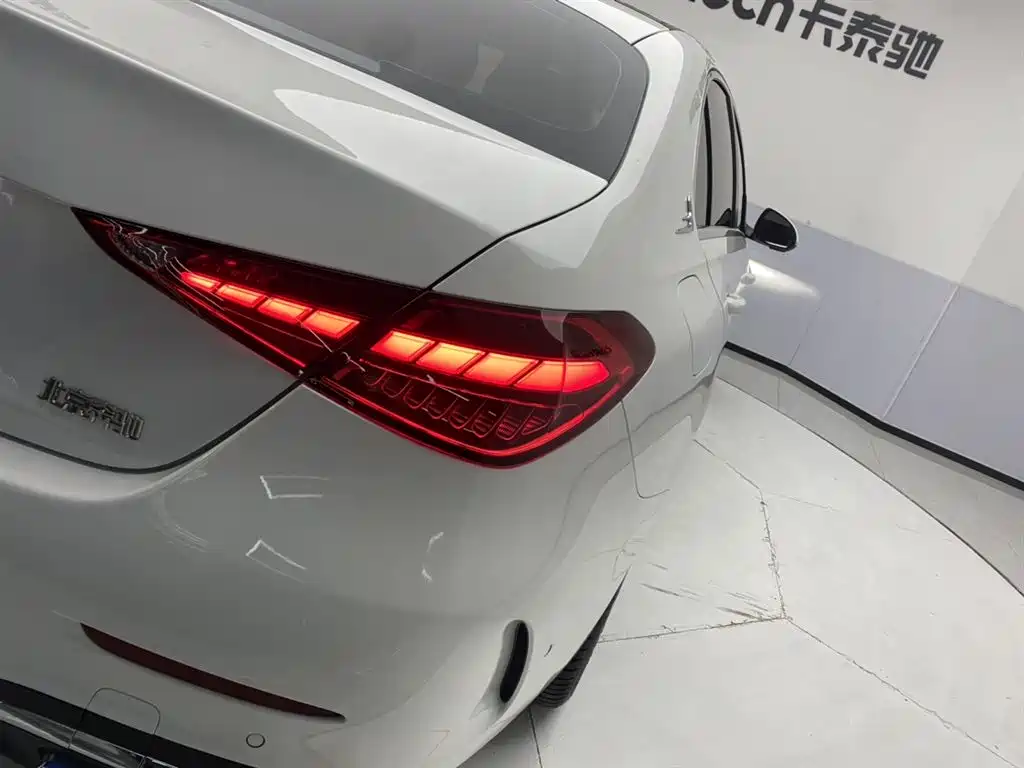 MERCEDES-BENZ CLASS C