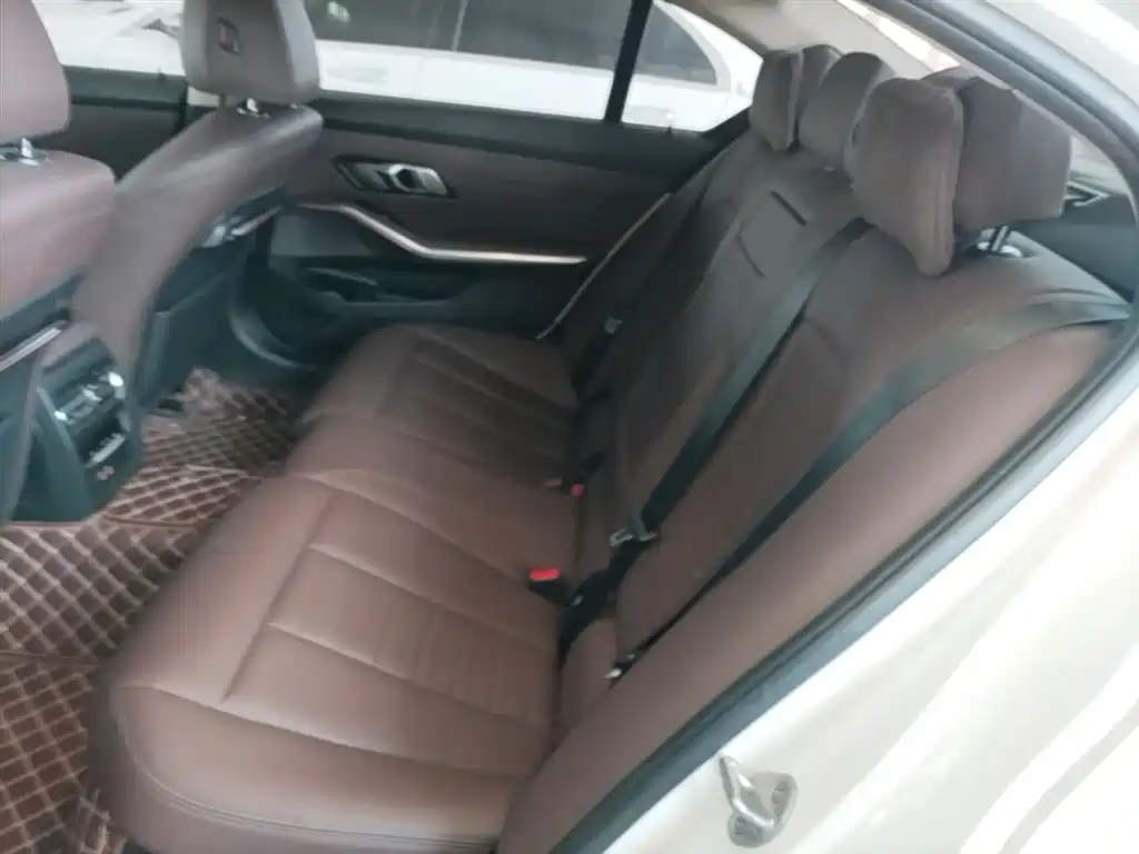 BMW 3 Series 2021 320Li M Sport Package фото 17