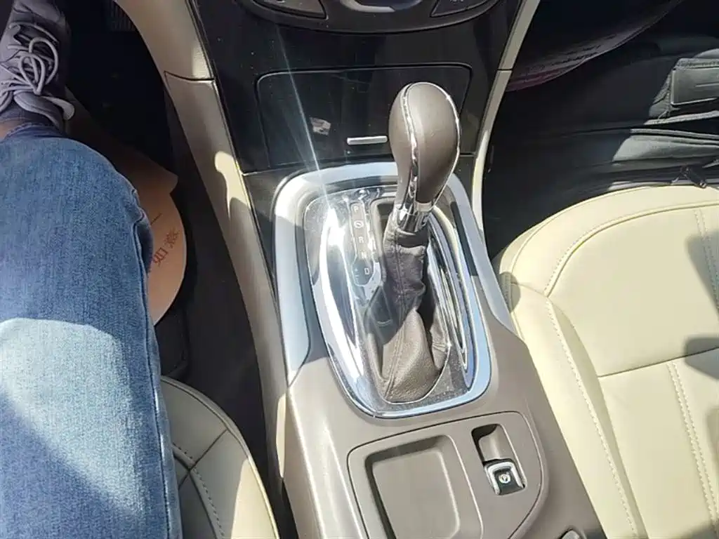 Buick Regal 2014 2.0L Elite Fashion Type фото 14