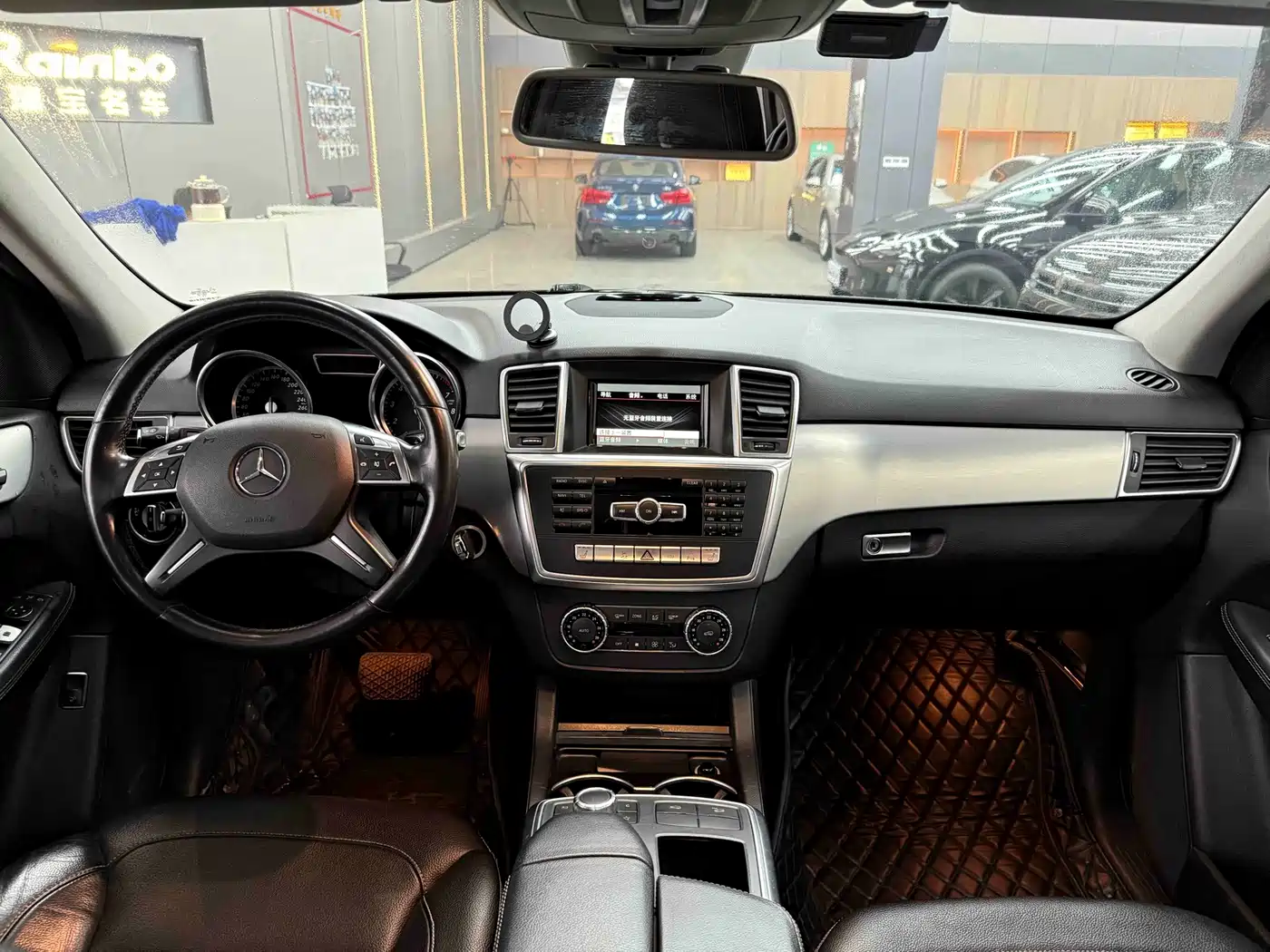 Mercedes-Benz M-Class 2014 ML 320 4MATIC фото 9