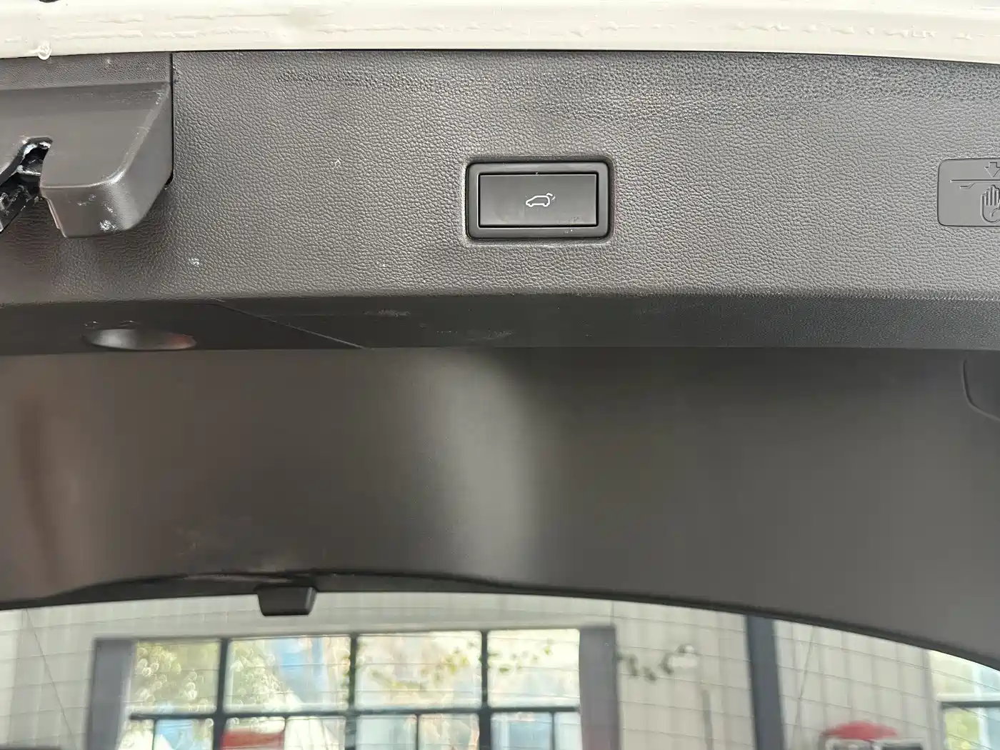 VOLKSWAGEN T ROC EXPLORING SONGS