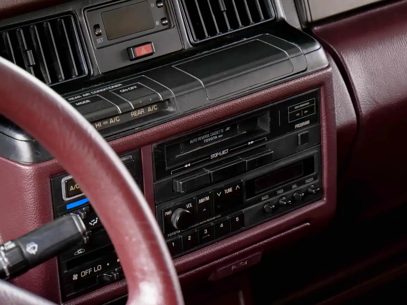 Toyota Crown фото 39