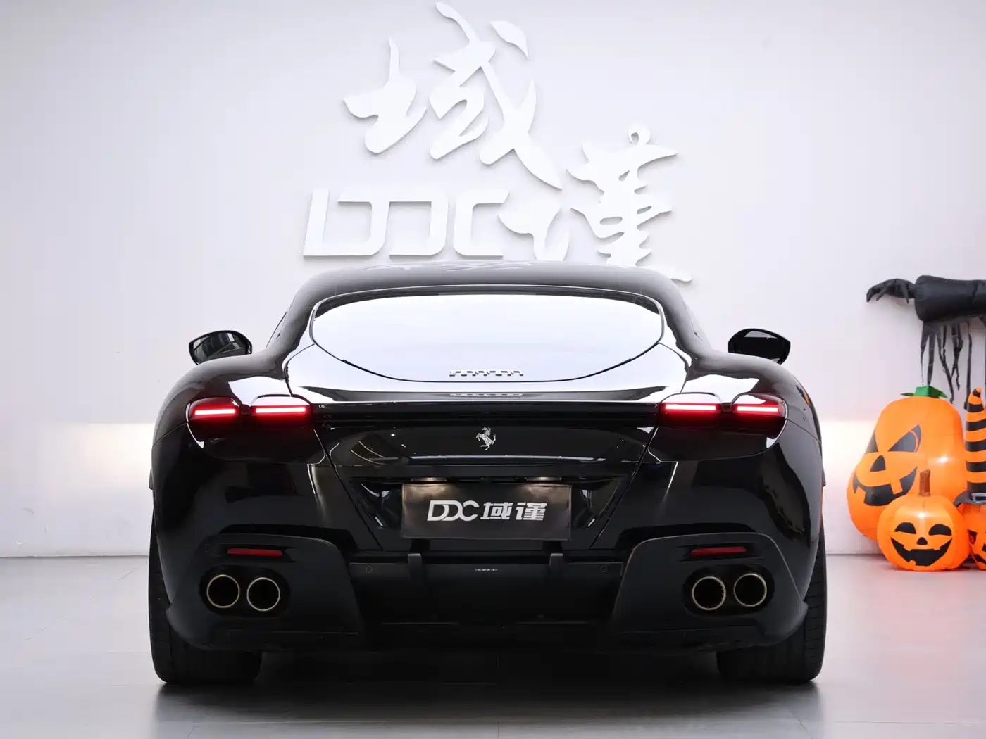 Ferrari Roma 2023 2020 3.9T V8