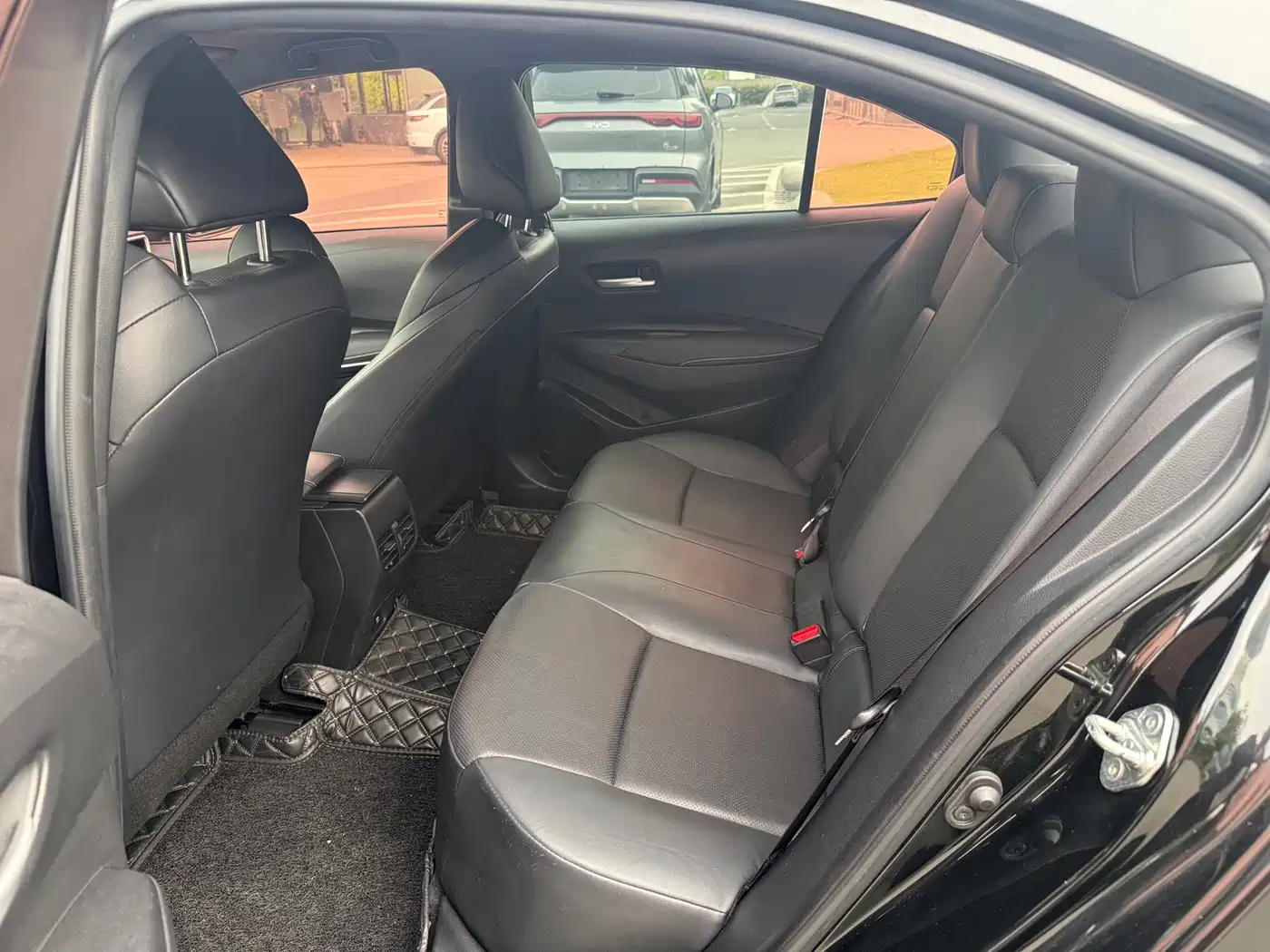 Toyota Levin 2021 185T CVT Progressive Edition фото 6
