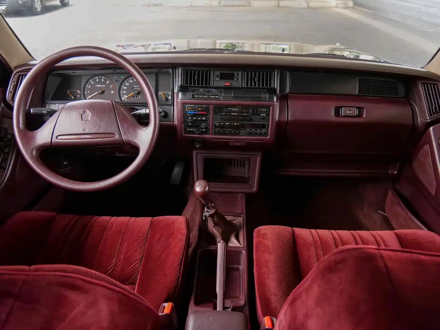 Toyota Crown фото 36
