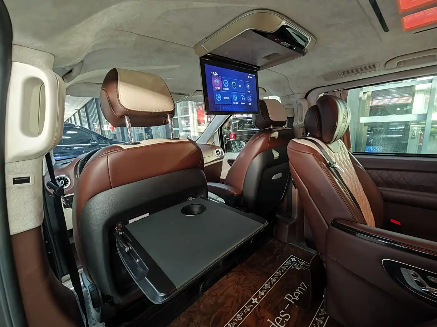 Mercedes-Benz Vito 2021 2.0T Business Edition 7-seater фото 20